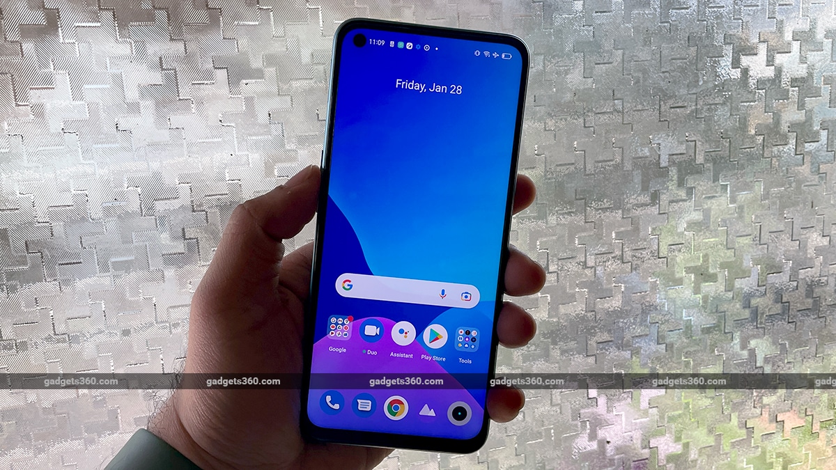 Read more about the article Ulasan Realme 9i: Langkah ke Arah yang Benar?