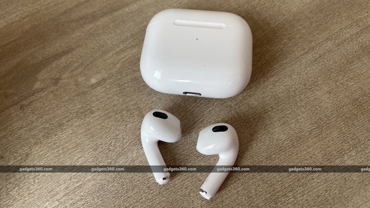 Read more about the article Ulasan Apple AirPods (Gen ke-3): Desain Baru, Pengalaman Akrab