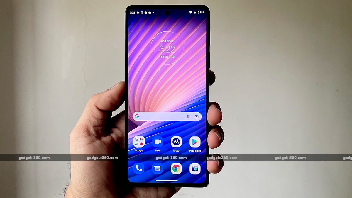 Read more about the article Ulasan Motorola Edge 30 Pro: Performa Unggulan dengan Anggaran terbatas