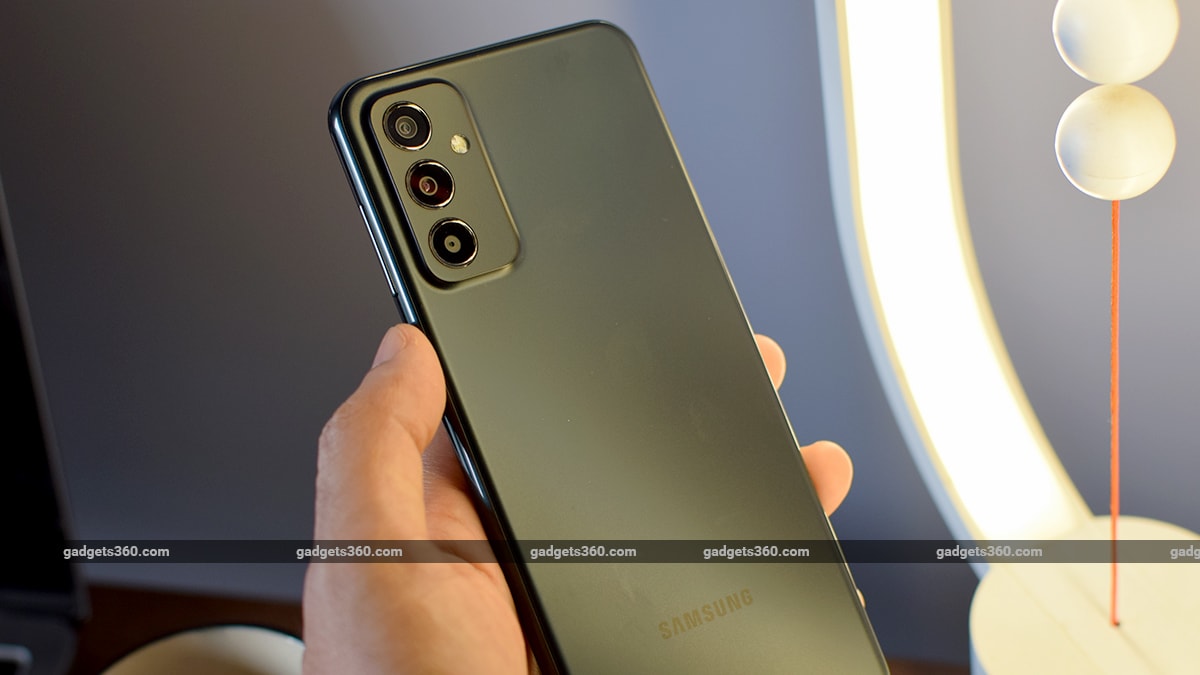 Read more about the article Ulasan Samsung Galaxy F23 5G: Pilih dengan Bijak