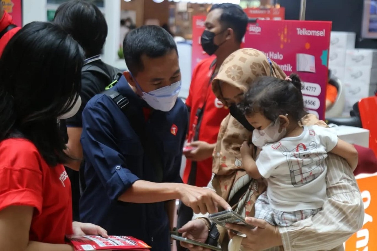 Read more about the article Transaksi MyTelkomsel Melonjak Hingga 99%, Dorong Pertumbuhan Trafik Broadband selama Momen Mudik dan Arus Balik Lebaran 2022