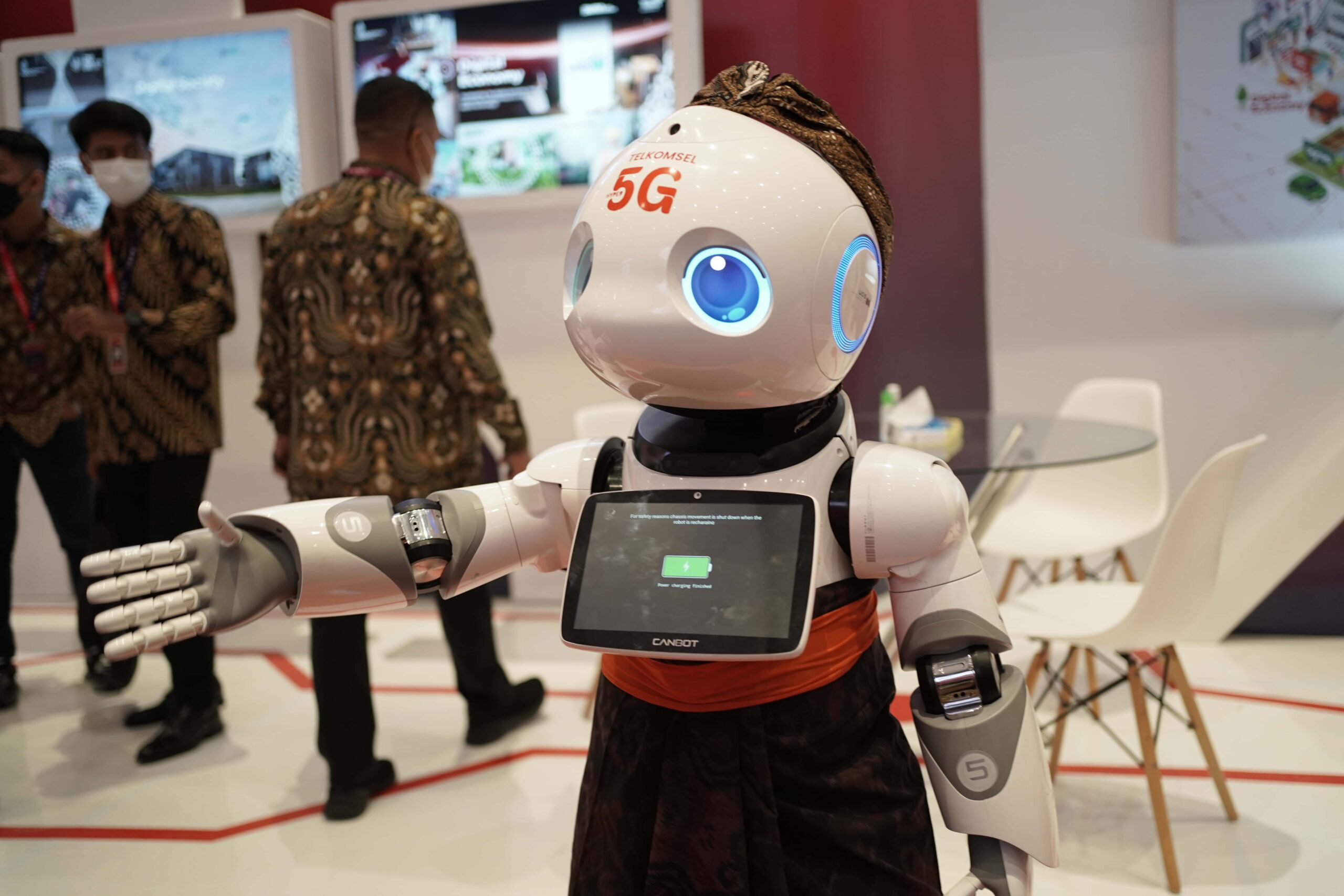 Read more about the article Buka Peluang Transformasi Digital Industri dan Investasi Strategis Indonesia, Telkomsel Tunjukkan Pemanfataan Teknologi 5G Smart Mining di Ajang SOE International Conference & Expo G20
